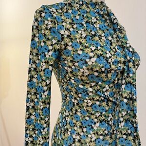 Floral backless Zara dress